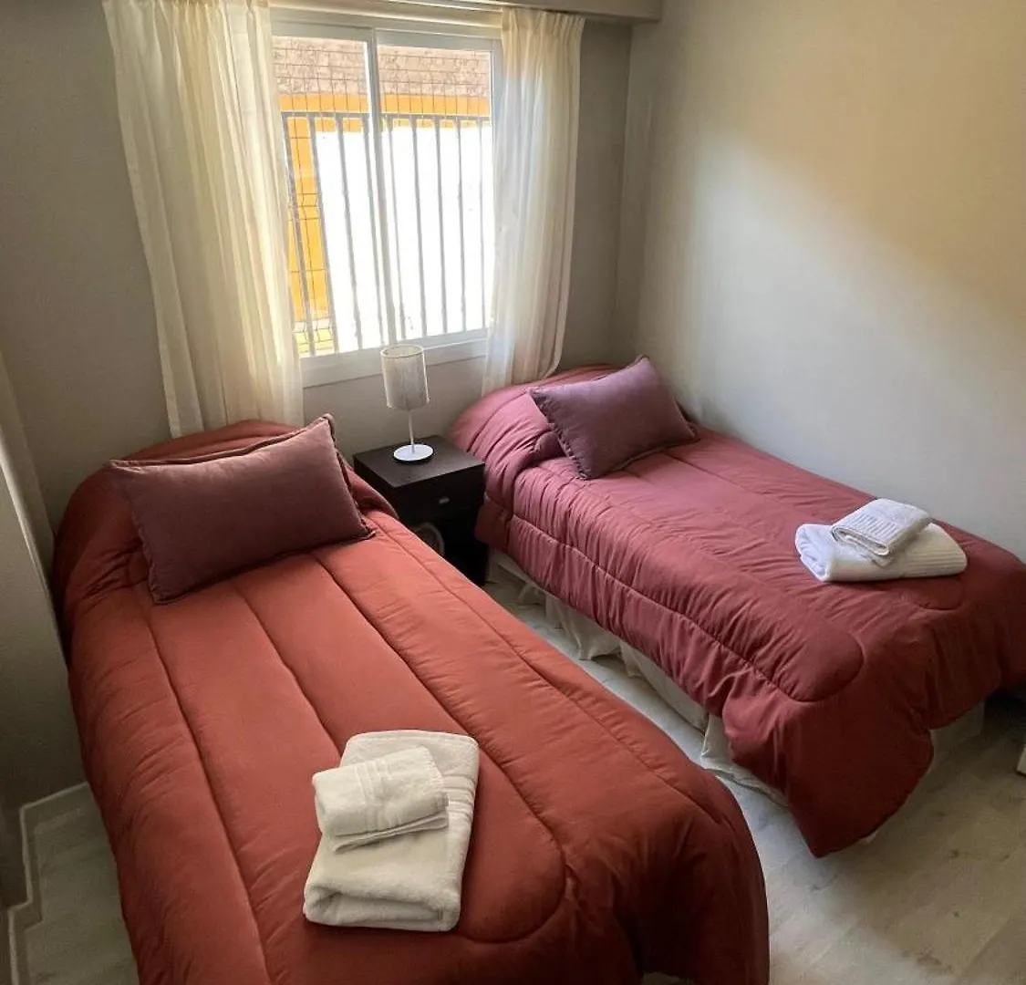 Departamento Centrico Con Cochera Μεντόζα